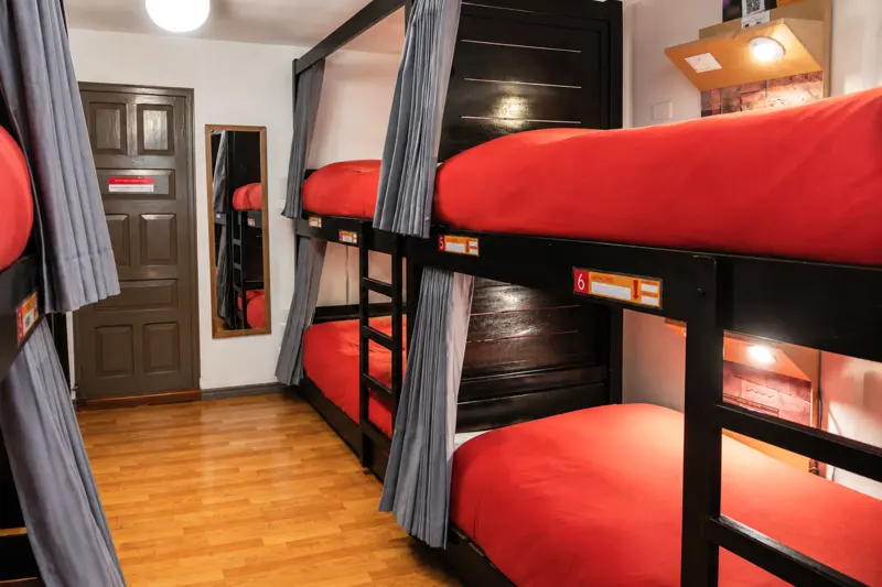 6-POD com banheiro SHARED