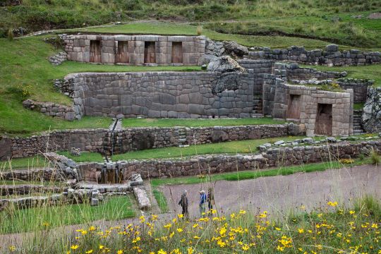 Discover Cusco's hidden gems with Pariwana Hostels as your base.