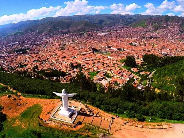 Ruta 1: Cristo Blanco y Q’enqo